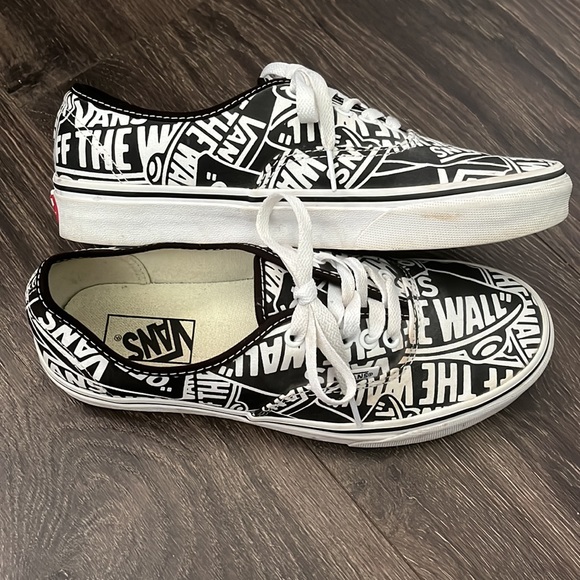Vans - Picture 6 of 10